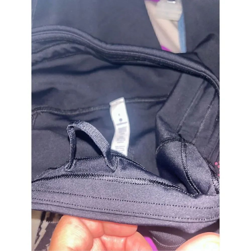 Lululemon Color Me Quick 7/8 tights size 6 - Picture 9 of 10